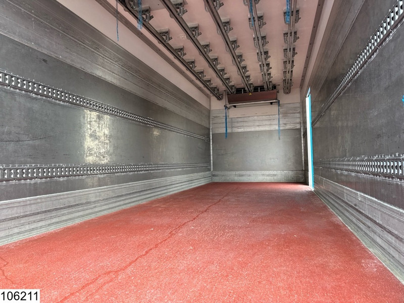 Volvo FL 250 EURO 6, Carrier, Meat hanging rails Volvo FL 250 EURO 6, Carrier, Meat hanging rails: صورة 12 Volvo FL 250 EURO 6, Carrier, Meat hanging rails Volvo FL 250 EURO 6, Carrier, Meat hanging rails: صورة 12