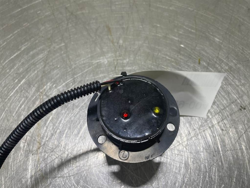 ATN PIAF1000R-Parker LS60-03104-Level sensor - النظام الكهربائي - آلات البناء: صورة 4 ATN PIAF1000R-Parker LS60-03104-Level sensor - النظام الكهربائي - آلات البناء: صورة 4