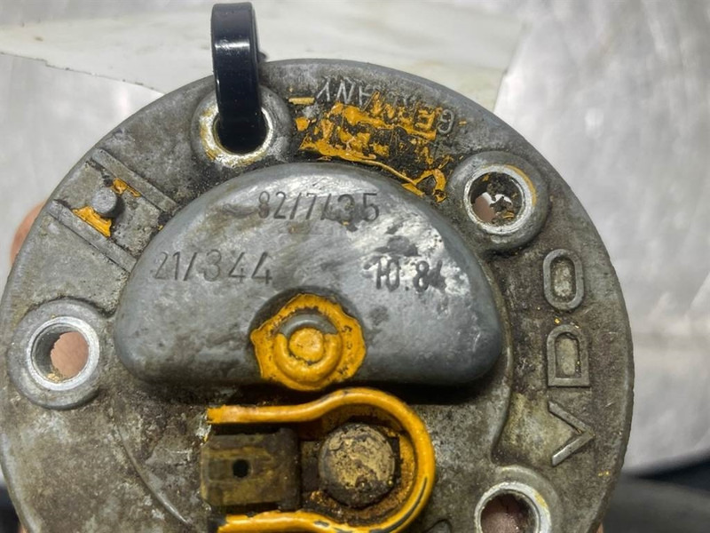 Ahlmann AL6 - Fuel indicator/Tankschwimmer/Tankvlotter - إطار/ شاسيه - آلات البناء: صورة 4 Ahlmann AL6 - Fuel indicator/Tankschwimmer/Tankvlotter - إطار/ شاسيه - آلات البناء: صورة 4