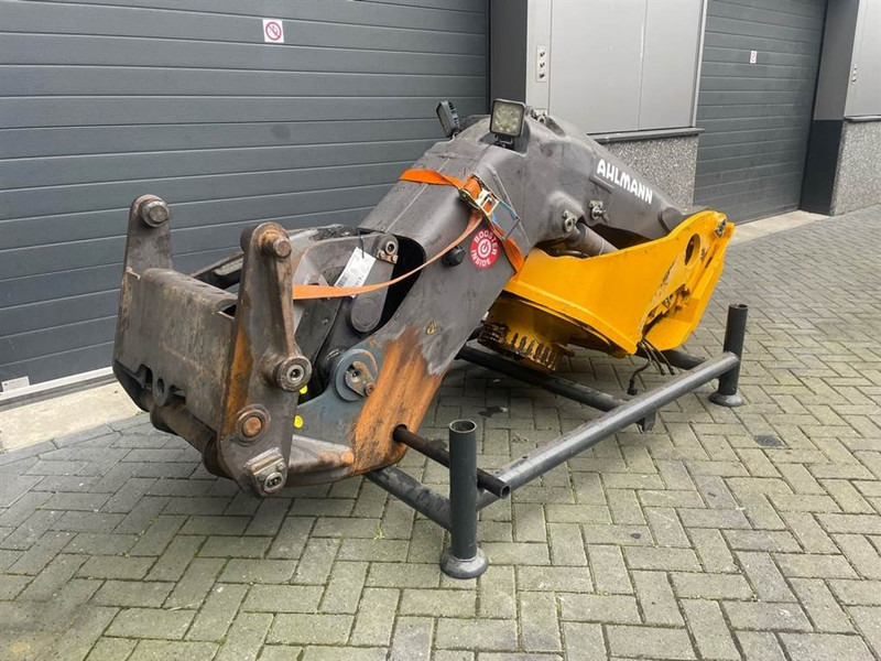Ahlmann AS900-23115595-Lifting framework/Schaufelarm/Giek - ذراع تطويل - آلات البناء: صورة 3 Ahlmann AS900-23115595-Lifting framework/Schaufelarm/Giek - ذراع تطويل - آلات البناء: صورة 3