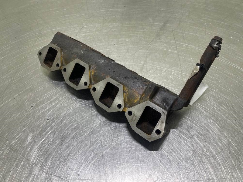 Ahlmann AS900-Cummins B3.3T-Intake-exhaust manifold - محرك - آلات البناء: صورة 1 Ahlmann AS900-Cummins B3.3T-Intake-exhaust manifold - محرك - آلات البناء: صورة 1