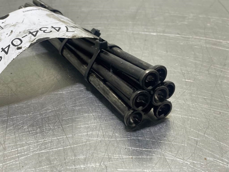 Ahlmann AS900-Cummins B3.3T-Push rods/Stößelstange - محرك - آلات البناء: صورة 3 Ahlmann AS900-Cummins B3.3T-Push rods/Stößelstange - محرك - آلات البناء: صورة 3