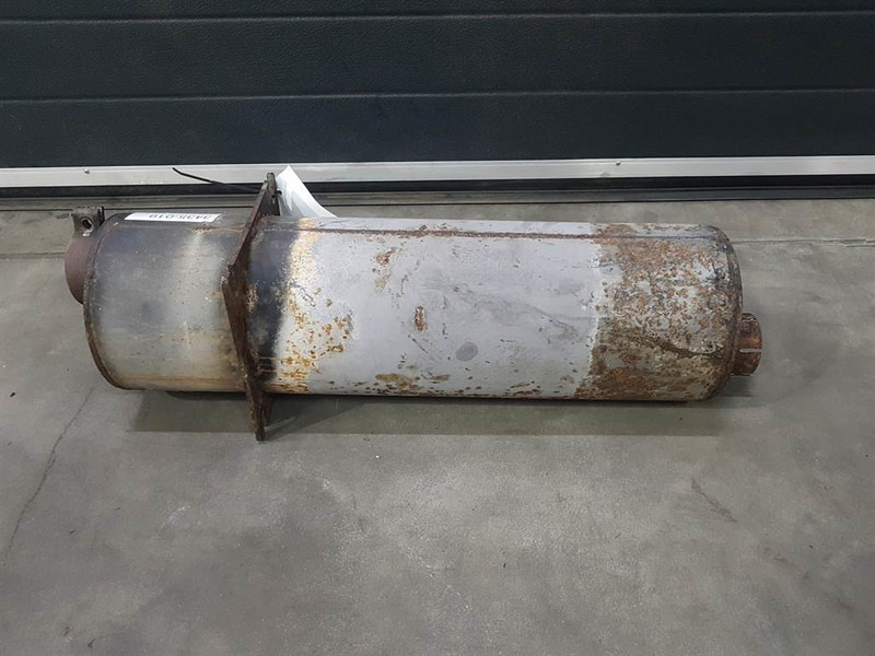 Ahlmann AZ150-4181014K/4181015K-Exhaust/Auspuff/Uitlaat - محرك - آلات البناء: صورة 1 Ahlmann AZ150-4181014K/4181015K-Exhaust/Auspuff/Uitlaat - محرك - آلات البناء: صورة 1
