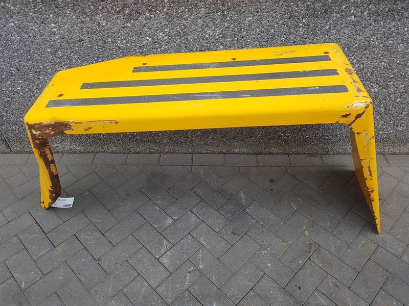 Ahlmann AZ150-4181501A-R/A-Mud guard/Kotfluegel/Spatbord - رفرف المركبة - آلات البناء: صورة 1 Ahlmann AZ150-4181501A-R/A-Mud guard/Kotfluegel/Spatbord - رفرف المركبة - آلات البناء: صورة 1