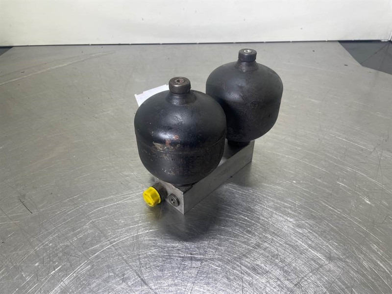 نظام الهيدروليك - آلات البناء Ahlmann AZ150-4197981A/4108484A/4101299-Stabilising module: صورة 6 نظام الهيدروليك - آلات البناء Ahlmann AZ150-4197981A/4108484A/4101299-Stabilising module: صورة 6