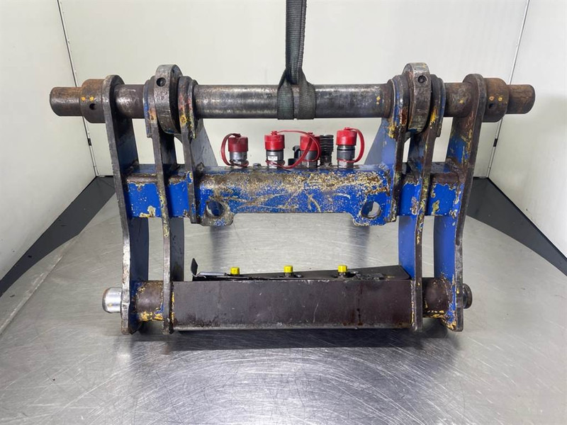 Ahlmann AZ150-Quick coupler/Schnellwechsler/Snelwissel - قارنة توصيل هيدروليكي - آلات البناء: صورة 1 Ahlmann AZ150-Quick coupler/Schnellwechsler/Snelwissel - قارنة توصيل هيدروليكي - آلات البناء: صورة 1