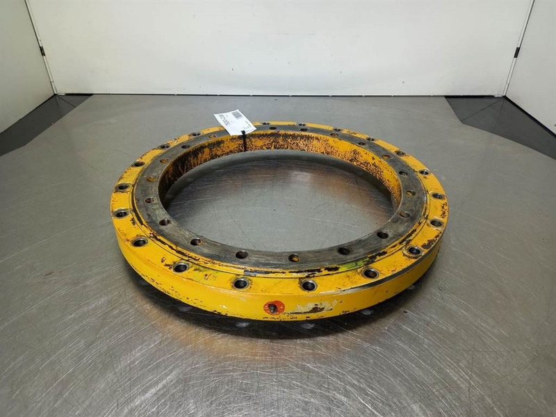 Ahlmann AZ6-4197762A-Slewing ring/Drehkranz/Draaikrans - إطار/ شاسيه - آلات البناء: صورة 1 Ahlmann AZ6-4197762A-Slewing ring/Drehkranz/Draaikrans - إطار/ شاسيه - آلات البناء: صورة 1