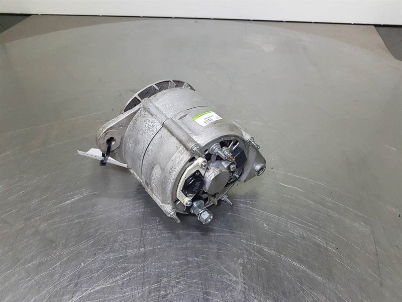 Case 921C-Cummins 0.120.468.136+-Alternator/Dynamo - محرك - آلات البناء: صورة 4 Case 921C-Cummins 0.120.468.136+-Alternator/Dynamo - محرك - آلات البناء: صورة 4
