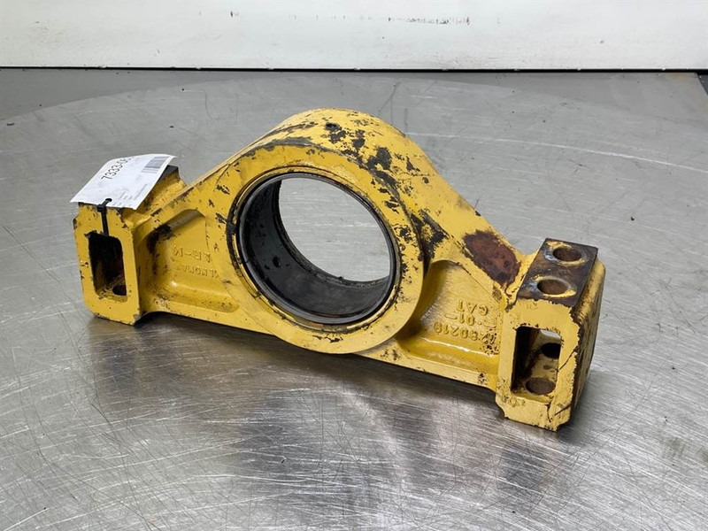 Cat 924G-128-0219-Axle bearing block/Lagerblock - المحور و قطع الغيار - آلات البناء: صورة 1 Cat 924G-128-0219-Axle bearing block/Lagerblock - المحور و قطع الغيار - آلات البناء: صورة 1