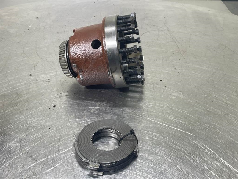 Cat 924G - Bevel gear set housing - المحور و قطع الغيار - آلات البناء: صورة 2 Cat 924G - Bevel gear set housing - المحور و قطع الغيار - آلات البناء: صورة 2