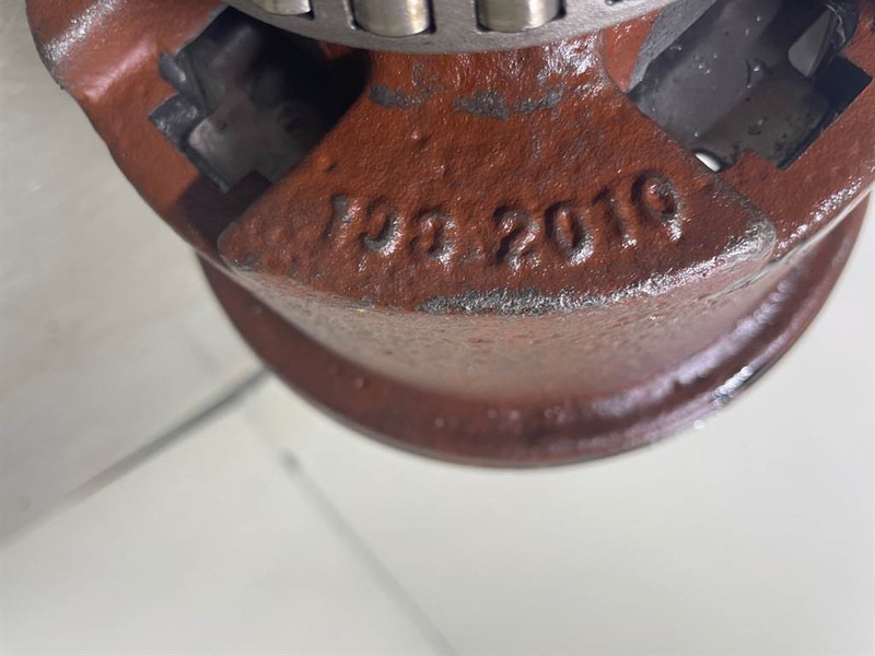 Cat 924G - Bevel gear set housing - المحور و قطع الغيار - آلات البناء: صورة 5 Cat 924G - Bevel gear set housing - المحور و قطع الغيار - آلات البناء: صورة 5