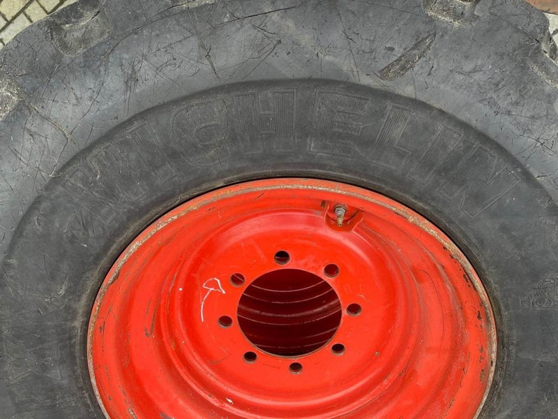 Claas CL956-Michelin 17.5R25-Tire/Reifen/Band - الإطارات والجنوط - آلات البناء: صورة 5 Claas CL956-Michelin 17.5R25-Tire/Reifen/Band - الإطارات والجنوط - آلات البناء: صورة 5