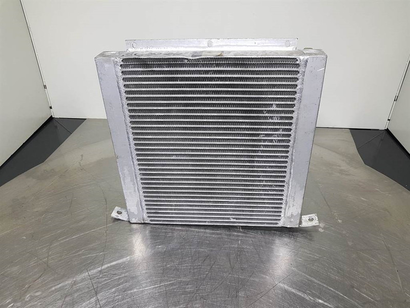 Demag SC30DS-Cooler/Kühler/Koeler - المحرك و قطع الغيار - آلات البناء: صورة 3 Demag SC30DS-Cooler/Kühler/Koeler - المحرك و قطع الغيار - آلات البناء: صورة 3