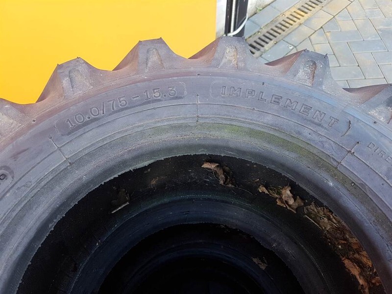 Everest 10.0/75-15.3 - Tire/Reifen/Band - إطارات - آلات البناء: صورة 4 Everest 10.0/75-15.3 - Tire/Reifen/Band - إطارات - آلات البناء: صورة 4