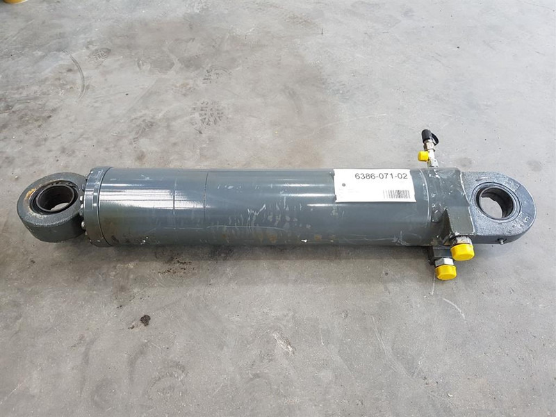 Fuchs MHL320-5577661295-Outrigger cylinder/Zylinder - نظام الهيدروليك - آلات البناء: صورة 1 Fuchs MHL320-5577661295-Outrigger cylinder/Zylinder - نظام الهيدروليك - آلات البناء: صورة 1