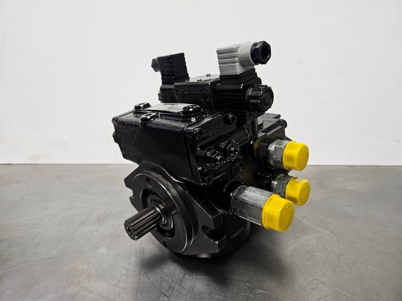 Giant 451T-Bondioli& Pavesi M4PV28-28-Drive pump/Rijpomp - نظام الهيدروليك - آلات البناء: صورة 3 Giant 451T-Bondioli& Pavesi M4PV28-28-Drive pump/Rijpomp - نظام الهيدروليك - آلات البناء: صورة 3