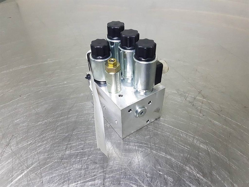 Hydac -Flutec 3122318-Valve/Ventile/Ventiel - نظام الهيدروليك - آلات البناء: صورة 2 Hydac -Flutec 3122318-Valve/Ventile/Ventiel - نظام الهيدروليك - آلات البناء: صورة 2
