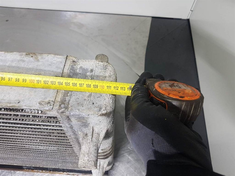 Hyundai HL760-9 - Cooler/Kühler/Koeler - المحرك و قطع الغيار - آلات البناء: صورة 4 Hyundai HL760-9 - Cooler/Kühler/Koeler - المحرك و قطع الغيار - آلات البناء: صورة 4