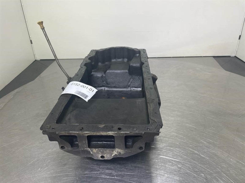 JCB -Perkins 1006 - 6T-Oil sump/Ölwanne/Carterpan JCB -Perkins 1006 - 6T-Oil sump/Ölwanne/Carterpan: صورة 7 JCB -Perkins 1006 - 6T-Oil sump/Ölwanne/Carterpan JCB -Perkins 1006 - 6T-Oil sump/Ölwanne/Carterpan: صورة 7