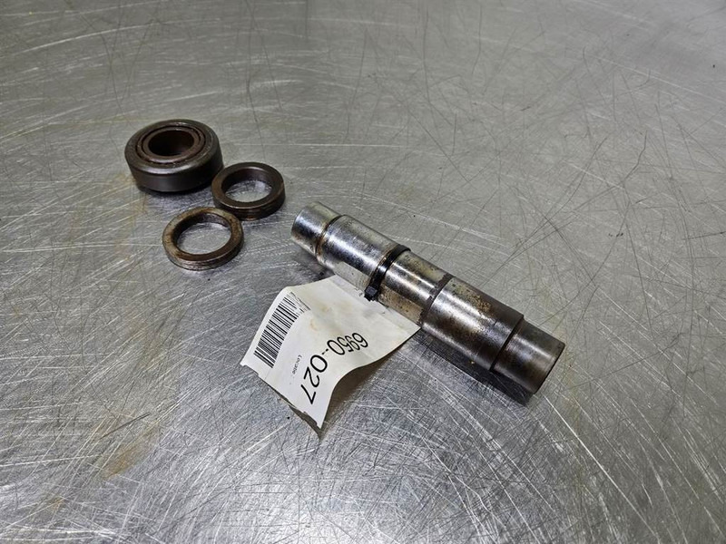 Kramer 512-Steering pivot pin/Achsschenkelbolzen/Fuseepen - المحور و قطع الغيار - آلات البناء: صورة 2 Kramer 512-Steering pivot pin/Achsschenkelbolzen/Fuseepen - المحور و قطع الغيار - آلات البناء: صورة 2