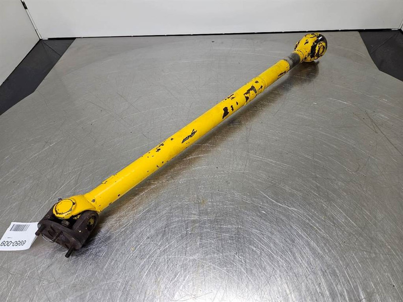 Kramer 512SL - Propshaft/Gelenkwelle/Cardanas - المحور و قطع الغيار - آلات البناء: صورة 2 Kramer 512SL - Propshaft/Gelenkwelle/Cardanas - المحور و قطع الغيار - آلات البناء: صورة 2