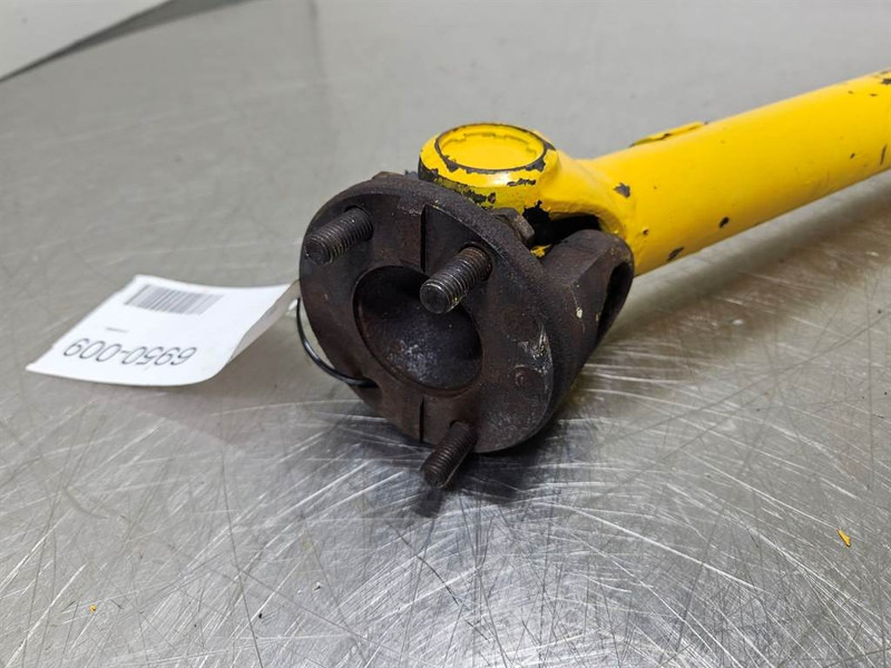 Kramer 512SL - Propshaft/Gelenkwelle/Cardanas - المحور و قطع الغيار - آلات البناء: صورة 3 Kramer 512SL - Propshaft/Gelenkwelle/Cardanas - المحور و قطع الغيار - آلات البناء: صورة 3