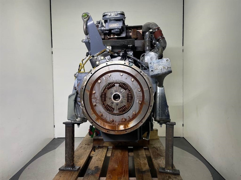 Liebherr A924C-D834 A7-Engine/Motor - محرك - آلات البناء: صورة 2 Liebherr A924C-D834 A7-Engine/Motor - محرك - آلات البناء: صورة 2