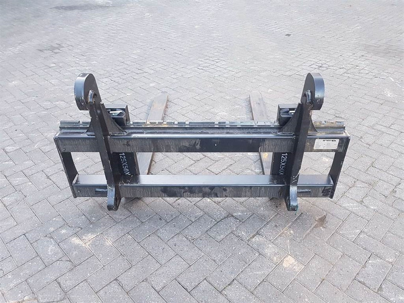 Liebherr/Komatsu/Volvo BM/5-TON-Palletvorken/Forks - شوكة: صورة 4 Liebherr/Komatsu/Volvo BM/5-TON-Palletvorken/Forks - شوكة: صورة 4