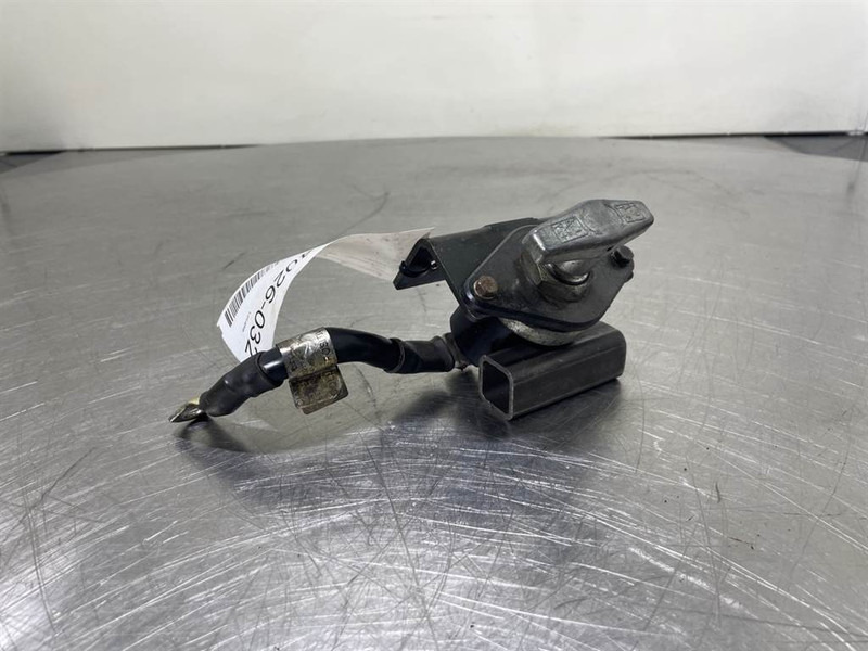 Liebherr L514-12224487-Master switch/Hauptshalter/Massaslot - النظام الكهربائي - آلات البناء: صورة 1 Liebherr L514-12224487-Master switch/Hauptshalter/Massaslot - النظام الكهربائي - آلات البناء: صورة 1