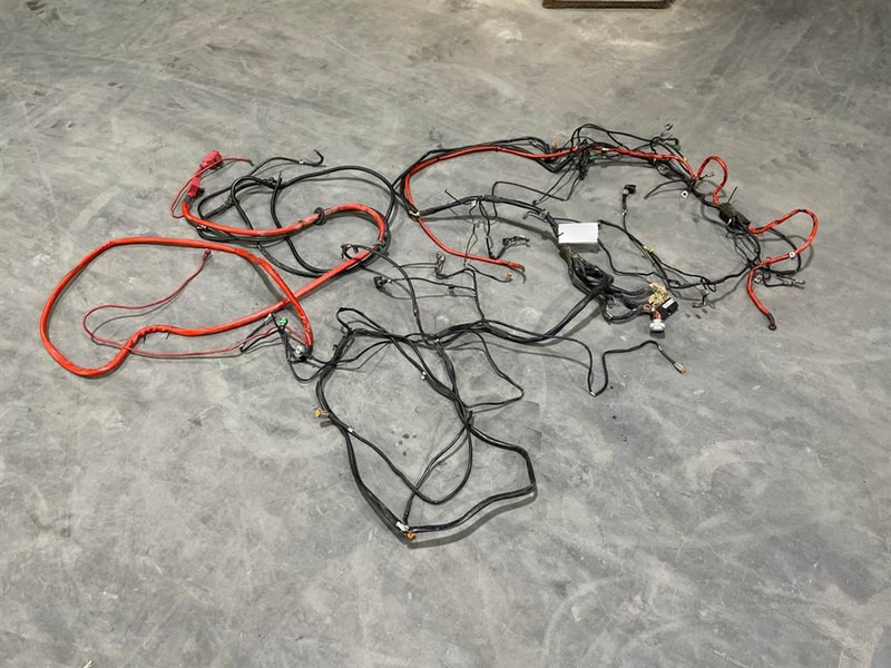 Liebherr L514-9845019-Wiring harness/Kabelbaum/Kabelboom - النظام الكهربائي - آلات البناء: صورة 1 Liebherr L514-9845019-Wiring harness/Kabelbaum/Kabelboom - النظام الكهربائي - آلات البناء: صورة 1