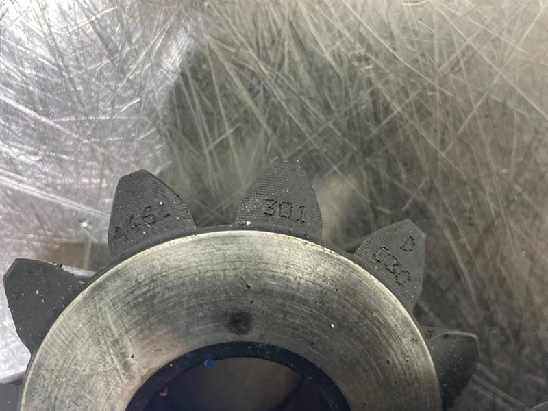 Liebherr L544-5005390/7011644-Differential bevel gear - المحور و قطع الغيار - آلات البناء: صورة 5 Liebherr L544-5005390/7011644-Differential bevel gear - المحور و قطع الغيار - آلات البناء: صورة 5