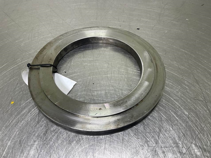 Liebherr L574-7615105-End plate/Endscheibe - المحور و قطع الغيار - آلات البناء: صورة 1 Liebherr L574-7615105-End plate/Endscheibe - المحور و قطع الغيار - آلات البناء: صورة 1