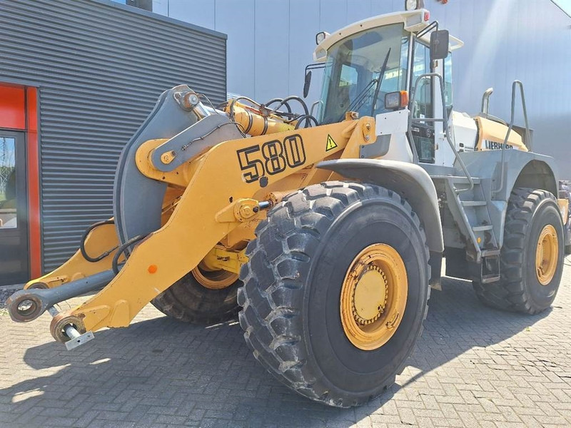Liebherr L580 - اللودر بعجل: صورة 3 Liebherr L580 - اللودر بعجل: صورة 3