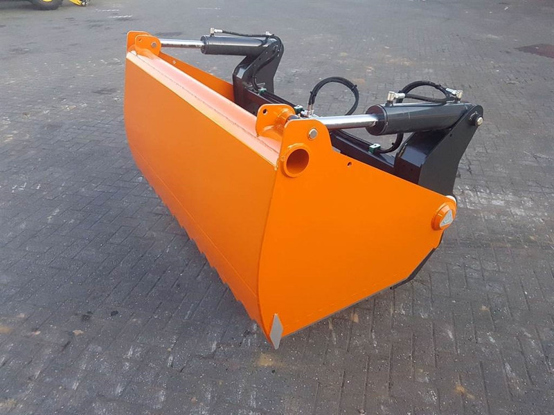 MAMMUT SC195M - Silage cutter/Silageschneider/Kuilhapper - معدات السيلاج: صورة 1 MAMMUT SC195M - Silage cutter/Silageschneider/Kuilhapper - معدات السيلاج: صورة 1