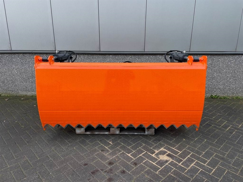 MAMMUT SC220M - Silage cutter/Silageschneider/Kuilhapper - معدات السيلاج: صورة 1 MAMMUT SC220M - Silage cutter/Silageschneider/Kuilhapper - معدات السيلاج: صورة 1