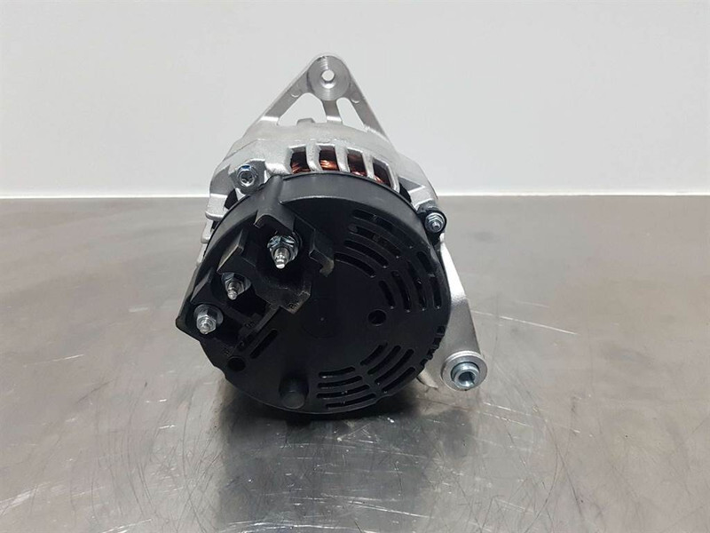 Manitou 12V 80A - Alternator/Lichtmaschine/Dynamo - محرك - آلات البناء: صورة 5 Manitou 12V 80A - Alternator/Lichtmaschine/Dynamo - محرك - آلات البناء: صورة 5