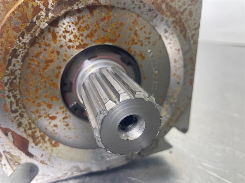 Manitou MLT635/741/940-52537987-Load sensing pump - نظام الهيدروليك - آلات البناء: صورة 4 Manitou MLT635/741/940-52537987-Load sensing pump - نظام الهيدروليك - آلات البناء: صورة 4