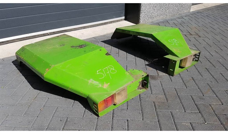 Manitou MT 1237 - Fender/Kotflügel/Spatbord - رفرف المركبة - آلات البناء: صورة 1 Manitou MT 1237 - Fender/Kotflügel/Spatbord - رفرف المركبة - آلات البناء: صورة 1