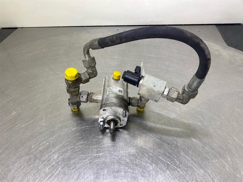 Manitou MT1840-259708-Gearpump/Zahnradpumpe/Tandwielpomp - نظام الهيدروليك - آلات البناء: صورة 2 Manitou MT1840-259708-Gearpump/Zahnradpumpe/Tandwielpomp - نظام الهيدروليك - آلات البناء: صورة 2