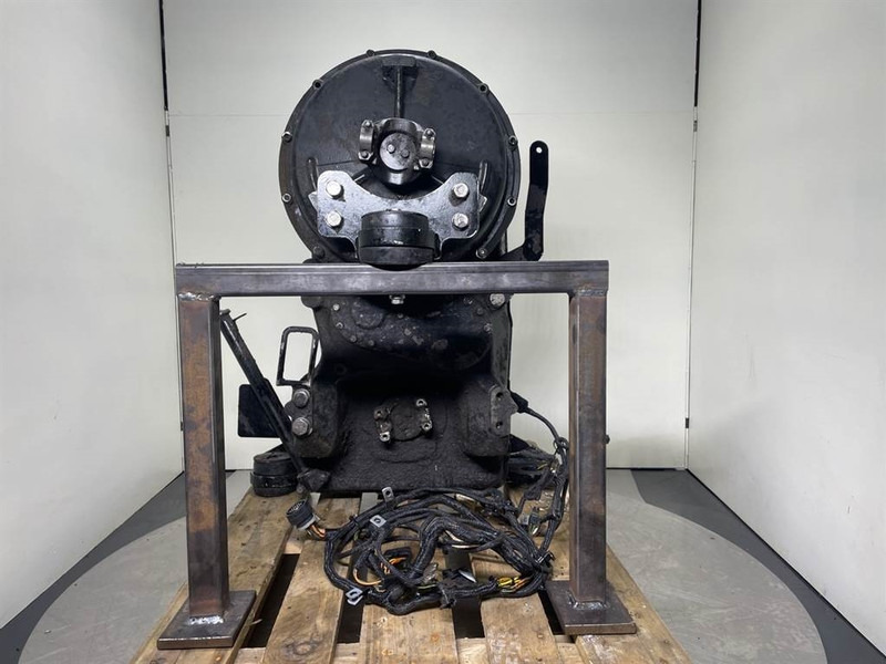 New Holland W110C-ZF 4WG-130-Transmission/Getriebe - صندوق التروس - آلات البناء: صورة 5 New Holland W110C-ZF 4WG-130-Transmission/Getriebe - صندوق التروس - آلات البناء: صورة 5