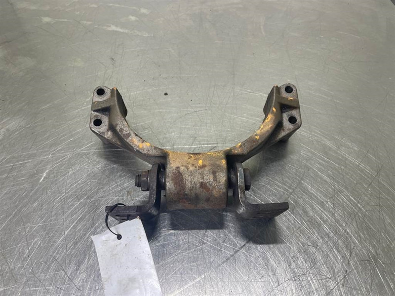 O & K L25.5-Cummins 3918995-Front engine support - محرك - آلات البناء: صورة 2 O & K L25.5-Cummins 3918995-Front engine support - محرك - آلات البناء: صورة 2