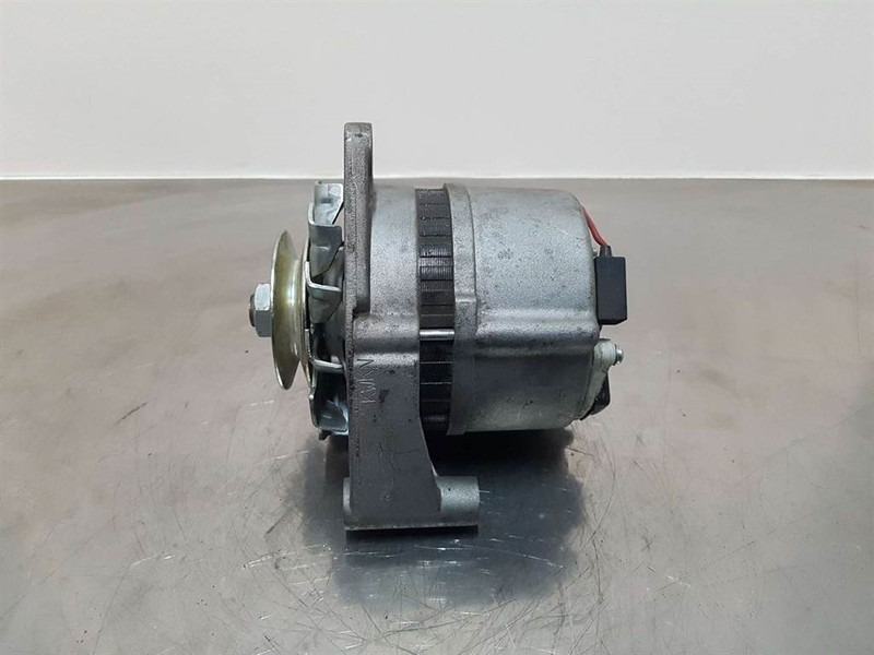 Perkins 12V 33A-11201507-Alternator/Lichtmaschine/Dynamo - محرك - آلات البناء: صورة 3 Perkins 12V 33A-11201507-Alternator/Lichtmaschine/Dynamo - محرك - آلات البناء: صورة 3