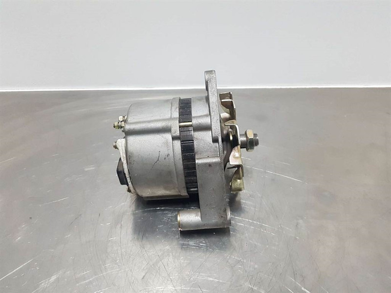 Perkins 4.236-14V 55A-Alternator/Lichtmaschine/Dynamo - محرك - آلات البناء: صورة 3 Perkins 4.236-14V 55A-Alternator/Lichtmaschine/Dynamo - محرك - آلات البناء: صورة 3