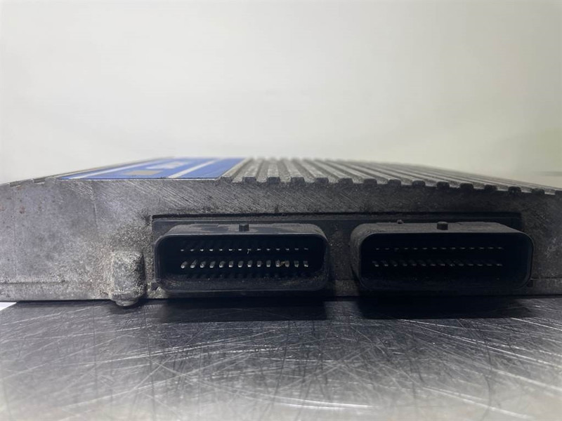 Poclain Smart Drive - ECU/Control box/Steuermodul - النظام الكهربائي - آلات البناء: صورة 3 Poclain Smart Drive - ECU/Control box/Steuermodul - النظام الكهربائي - آلات البناء: صورة 3
