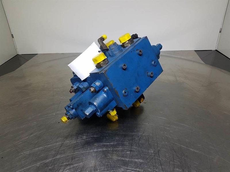 Rexroth M6-1116-00/3M6 - Fiat-Hitachi W170 - Valve - نظام الهيدروليك: صورة 4 Rexroth M6-1116-00/3M6 - Fiat-Hitachi W170 - Valve - نظام الهيدروليك: صورة 4