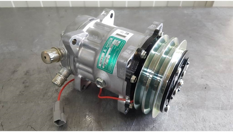 SANDEN SD7H15-S8220-Compressor/Kompressor/Aircopom - كمبروسر مكيف - آلات البناء: صورة 1 SANDEN SD7H15-S8220-Compressor/Kompressor/Aircopom - كمبروسر مكيف - آلات البناء: صورة 1