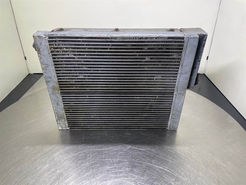 Schaeff SKL843-5010660860/5010663023-Cooler/Kühler/Koeler - محرك - آلات البناء: صورة 4 Schaeff SKL843-5010660860/5010663023-Cooler/Kühler/Koeler - محرك - آلات البناء: صورة 4