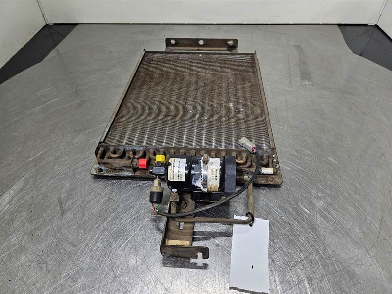 Sennebogen 835E-156803-Airco condenser/Klimakondensator - إطار/ شاسيه - آلات البناء: صورة 3 Sennebogen 835E-156803-Airco condenser/Klimakondensator - إطار/ شاسيه - آلات البناء: صورة 3