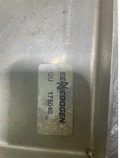 Sennebogen 835E-175040-Hood/Haube/Kap - إطار/ شاسيه - آلات البناء: صورة 5 Sennebogen 835E-175040-Hood/Haube/Kap - إطار/ شاسيه - آلات البناء: صورة 5