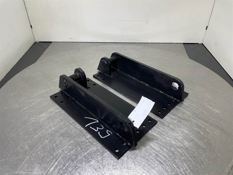 Terex TL/SKL/SKS - Adapter plate/Adapterplatte/Aanlasoor - قارنة توصيل هيدروليكي - آلات البناء: صورة 2 Terex TL/SKL/SKS - Adapter plate/Adapterplatte/Aanlasoor - قارنة توصيل هيدروليكي - آلات البناء: صورة 2